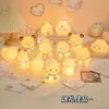 Colección de Luces Nocturnas: Nuevos Adornos de Luz Nocturna Estrella con Sombrero Amarillo Grande, Pequeños Regalos, Luces Creativas de Vinilo Silicona para Ambiente Infantil