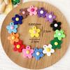 Parche de pegamento suave de PVC con forma de flor, bonito llavero DIY, colgante, accesorio para bolso de estudiante, adornos creativos con material perforado