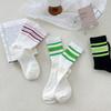Otoño e Invierno Algodón Peinado Cómodos Calcetines de Mujer Estilo Japonés Coloridos Calcetines de Media Caña Sin Costuras Modernos Deportivos de Rizo
