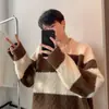 Suéter de Invierno con Cuello Redondo Estilo Hong Kong para Hombre, Suéter Chaqueta Grueso de Punto Trenzado Color Bloqueado Estilo Relajado Moderno para Hombre