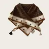 Pañuelo estilo vintage con estampado de anacardos para mujer, un accesorio chic y discreto que se puede usar en capas e incluso como cinturón para la cintura para crear un efecto adelgazante