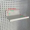 Accesorios para panel perforado de 16 agujeros, cestas colgantes, cubos colgantes, paneles divisorios, estantes y accesorios para estanterías de almacenamiento