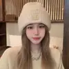 Chapéu de Lã Tricotado Espesso e Quente Estilo Fair Isle para Mulheres no Inverno com Forro de Fleece, Abas de Orelha Mongóis, Circunferência de Cabeça Grande, Chapéu Lei Feng
