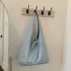 Bolsa Tote Feminina de Design de Nicho para o Dia a Dia, Versão Coreana 2026, Bolsa Casual de Verão, Bolsa Tote Tendência de Ombro/Axila de Grande Capacidade
