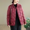 Foto Real 2026 Outono Inverno Roupas para Mãe Estiloso Acolchoado Acolchoado de Algodão Roupas Femininas Nova Jaqueta de Algodão Leve Casaco Quente