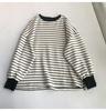 Suéter de cuello redondo a rayas, cómodo, de color contrastante, holgado, versión grande, con lijado exterior, estilo japonés, chaqueta polar para mujer