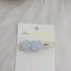 Pinzas para el Cabello al por Mayor para Puestos de Mercados Nocturnos, Accesorios de Pato de Moda para un Yuan