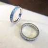 Anillo de Diamantes Completo en Color Dorado con Incrustación Densa, Anillo Halo Infinito, Versátil y Elegante, Diseño de Nicho con un Toque de Lujo, Anillo de Moda
