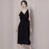 Verão 2026 Moda Europeia Transfronteiriça Feminina Vestido Elegante Pérola Decote V Sexy Slim-Fit Estilo Francês para Mulheres 8841