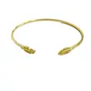 Pulsera Abierta Estilo Lujo Ligero Europeo y Americano con Hojas Doradas, Moderna y Versátil, Sensación de Alta Gama, Pulsera de Hoja Incrustada con Diamantes con un Toque de Elegancia