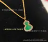 Versión de Alta Gama Kirin Collar de Calabaza de Oro de 18 Quilates Ágata Roja Pendientes de Ágata Roja Pendiente con Tachuelas de Diamante para Mujer Cadena para Clavícula