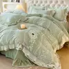 Estilo Princesa Francesa Juego de Cuatro Piezas de Leche Fleece Doble Cara Invierno Franela Coral Fleece Funda de Edredón Sábana Gruesa Faldón de Cama Ropa de Cama