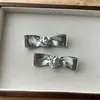 Grampo de Cabelo Flor de Couro com Laço Capa para Celular Meias Acessórios de Vestuário Acessórios para Joias DIY Bolsas Sapatos e Meias