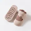 Calcetines de piso para bebés y niños pequeños clase A primavera y otoño algodón bebé interior antideslizantes niños y niñas niño pequeño a prueba de frío calcetines para caminar antipelusa