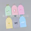 Set de tarjetas de PVC de fábrica Sanrio set de tarjetas pequeñas de tres pulgadas tarjeta de comida para estudiantes tarjeta de autobús set de protección de certificado colgante