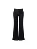 Jeans flare BC elegante e casual para o dia a dia com design clássico de cinco bolsos, corte slim fit e microflare que valoriza a silhueta.
