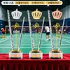 Trofeos de cristal hechos a medida para competiciones de bádminton, premios y recuerdos personalizados para campeones de eventos deportivos individuales y de dobles