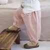 Pantalones largos versátiles de otoño para niños, pantalones de chándal casuales de algodón puro para bebé, pantalones tipo zanahoria para niños y niñas, pantalones estilo coreano estilo bosque para salir