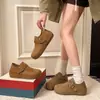 Mules sin cordones para mujer, versátiles con diseño de hebilla, nuevos de suela gruesa, que aumentan la altura, zapatos planos de suela blanda 2026 en color camel