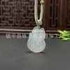 Venta al por mayor del fabricante Collar de Calcedonia Natural Popular en Douyin Ágata Blanca Flor de Loto Ruyi Candado Hebilla de Seguridad Colgante de Buda