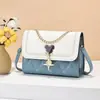 2026 Bolso Cruzado Bordado de Contraste de Color de Moda, Moderno, de Gama Alta, Elegante, Versátil Bolso de Hombro Cuadrado Pequeño, Directo del Fabricante