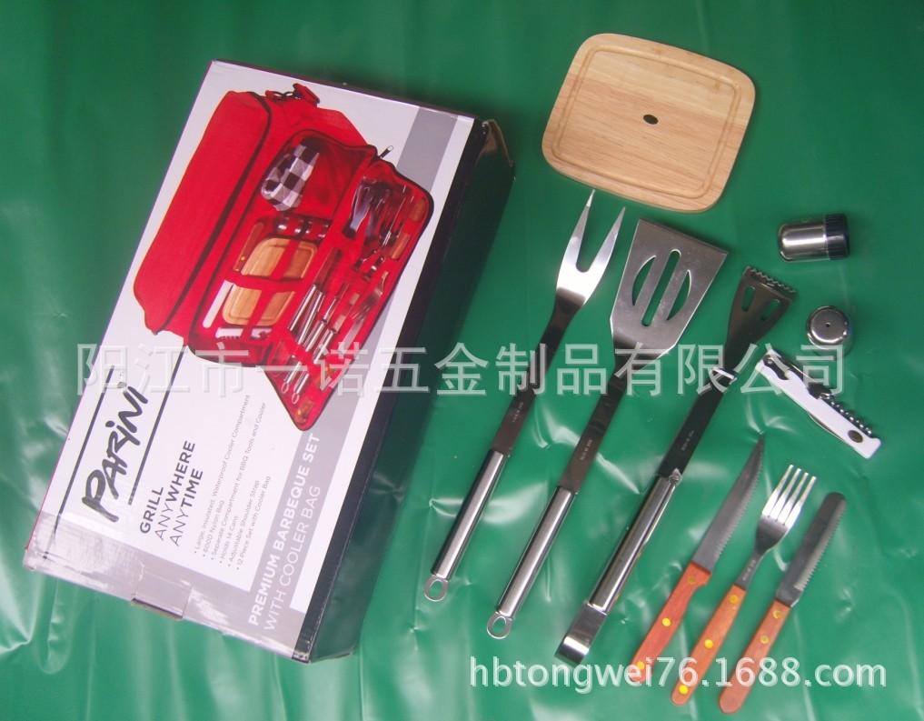 P-011OB烧烤工具套装,烧烤叉刷夹,调味瓶,开瓶器,菜板