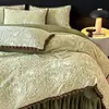 Conjunto de colcha de leite veludo novo de 2026, quatro peças, espessado e quente para o inverno, feito de fleece de coral e flanela