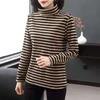 Camiseta Feminina de Manga Comprida Listrada Grossa com Gola Alta e Forro de Lã, Nova Camiseta Base Elegante Solta Plus-Size de Outono e Inverno