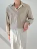 Camisa de Alta Gama para Hombre, Manga Larga, Plisada, Camisa de Moda Estilo Coreano, Nuevo Estilo de Verano, Atractiva, Holgada, Top Casual para Hombre