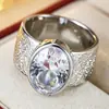 Bestseller transfronterizo: anillo ancho martillado de textura vintage, sensación de nicho de alta gama, anillo de joyería de zirconia ovalada extragrande