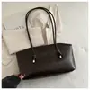Bolsa Grande de Textura High-End Retrô para Mulheres 2025 Nova Bolsa de Ombro para o Dia a Dia de Verão Bolsa Tote de Mão