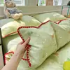 Conjunto de quatro peças em gaze de algodão 100% de dupla camada, qualidade Classe A para maternidade e infantil, capa de edredom de algodão puro com borda de concha, conjunto de três peças de cama de Nantong
