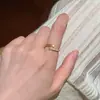 Anillo de Oro Minimalista de Nicho con Circonita Microincrustada para Mujer, Nuevo Anillo Abierto Versátil de Moda de Gama Alta para Mujer