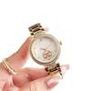 Reloj Redondo de Diseño de Moda Nicho de Lujo Ligero para Mujer, Temperamento Simple, Sensación de Alta Gama, Pequeño y Exquisito, Cuarzo para Mujer