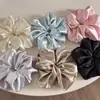 Goma para el pelo grande de satén brillante color crema para mujer, Lazo para el pelo de alta gama, Accesorio para el pelo elegante de color liso