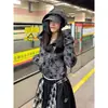 Cárdigan con Capucha de Estilo Retro Americano Estampado Completo de Estrellas Sudadera Corta para Mujer 2025 Nuevo Diseño Ajustado Top Corto Estilo Hot Girl