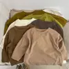 Nova Camisa de Algodão de Manga Longa para Meninos e Meninas - Cor Sólida de Alta Qualidade para Primavera e Outono Camada Base