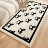 Alfombra de Piso de Imitación Cachemir Amigable con la Piel de Cachorro Linda de Dibujos Animados Sin Lavado Cómoda y Suave para Dormitorio Decoración de Mesita de Noche Alfombra de Piso Fácil de Cuidar