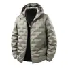 Chaqueta ligera de plumón con capucha, adecuada para ropa casual al aire libre, que proporciona calidez y comodidad. Nuevo estándar nacional, relleno 90% de plumón de pato, disponible para pedidos grupales con impresión personalizada