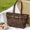 Bolsa Tote Retro de Gran Capacidad, Bolso de Hombro Simple de Nicho, Bolso de Mano de Gamuza de Moda Trendy para Mujer, Bolso de Hombro
