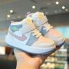 Zapatos Deportivos Infantiles 2025 Primavera y Otoño Nuevos Zapatos Casuales para Niñas de Caña Alta Antideslizantes Tenis para Niños Zapatos de Bebé con Suela Suave