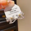 Pendientes de botón de plata con forma de poni y circonita de lujo, Pendientes únicos y creativos de nicho de alta gama, Pendientes minimalistas de estilo francés con temperamento