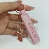 Chaveiro personalizado em couro PU, pulseira de couro para chaves, logotipo em relevo e gravado, pingente de chave em couro para carro