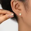 Brincos Pequenos Femininos Simples e Requintados Estilo Coreano com Flores de Zircônia Microincrustadas em Cobre, Presilhas de Orelha Femininas em Formato de Laço