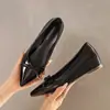 Zapatos de tacón bajo de punta fina con lazo para mujer, estilo elegante y suave, zapatos de moda para ir al trabajo que aumentan la altura, zapatos de moda versátiles de suela blanda