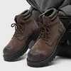 Sapatos Masculinos de Couro com Solado Grosso Outono 2026 Estilo Britânico Sapatos Casuais com Solado Grosso Estilo Coreano Modernos Versáteis Bico Redondo de Cadarço Sapatos Masculinos