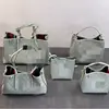 (Sin accesorios) Bolsa de cubo pequeña de alta calidad para comercio exterior, nuevo modelo 2025, bolso tote para mujer, estilo urbano maduro