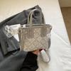 Bolso de mano de estilo nacional chino nuevo para mujer 2025 Nueva moda Bordado Versátil Bolso de hombro tipo cubo Estilo occidental Bolso bandolera