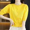 Verão Novo Design de Moda Feminina Estilo Coreano e Japonês Cor Sólida Gola Redonda Algodão Puro Manga Curta Cardigan de Tricô Top Básico Estiloso