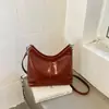 Bolsa Tote Moda 2026 Nova Bolsa Coreana Ombro Inclinado Feminina Outono Brilhante Retrô Grande Capacidade Trabalho Sob o Braço